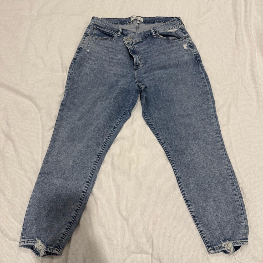 Abercrombie & Fitch Women's Blue Skinny Jeans